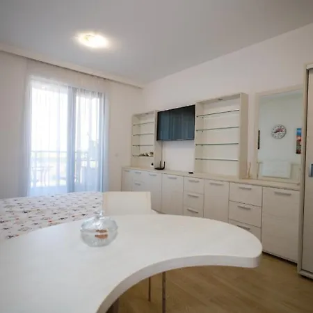 Apartament студио сарафово